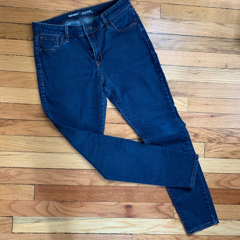 💰🌟 2/$15 Old Navy Mid Rise Rockstar Skinny Jeans